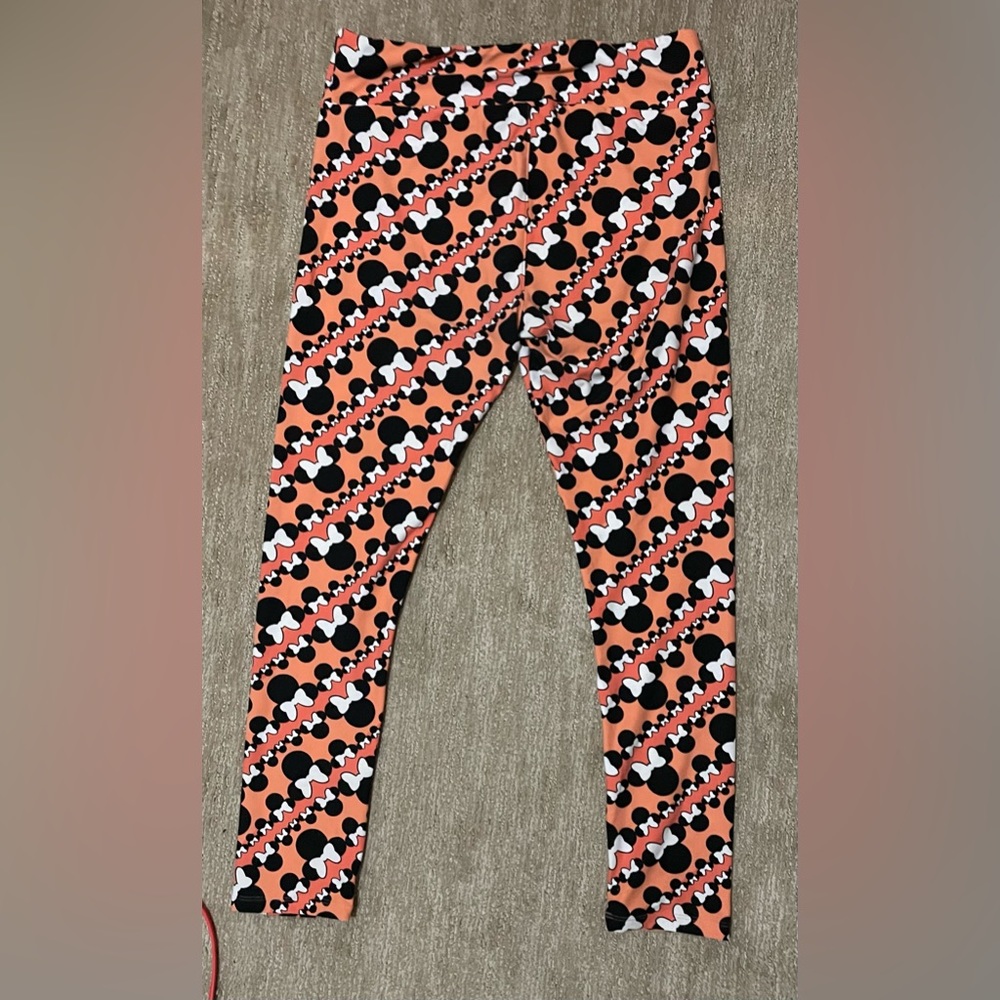🎀🐭Wear Your Own “hidden Mickeys”! LuLaRoe Disney Minnie Mouse leggings 👖🐭…
